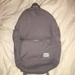 Medium size back pack.